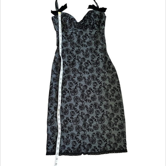 BETSEY JOHNSON Vintage 90's Flocked Rose Halter Bodycon Dress Retro Rockabilly - Picture 15 of 16